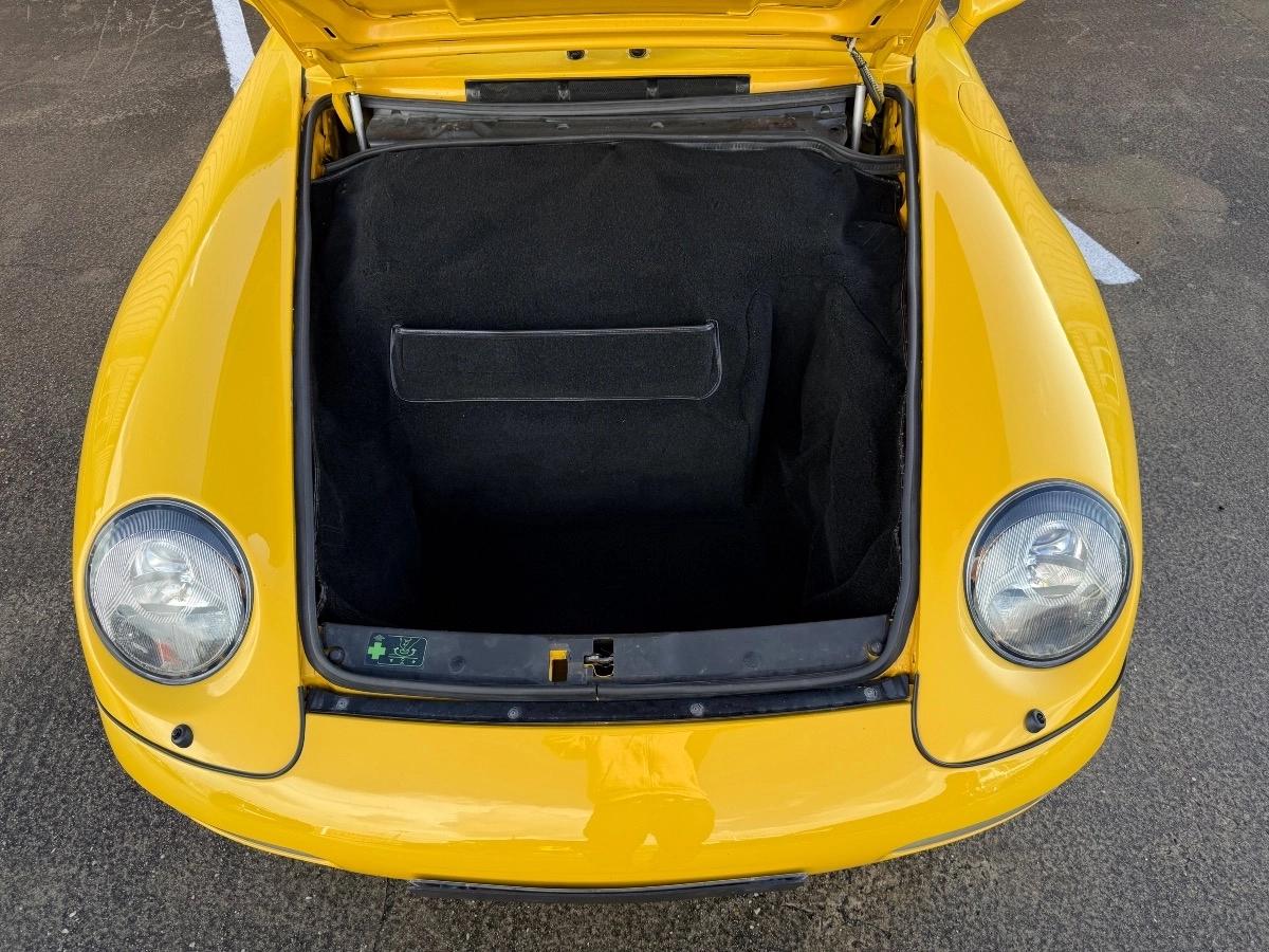 Porsche 911 COUPE 993 3.6 270 CARRERA 4