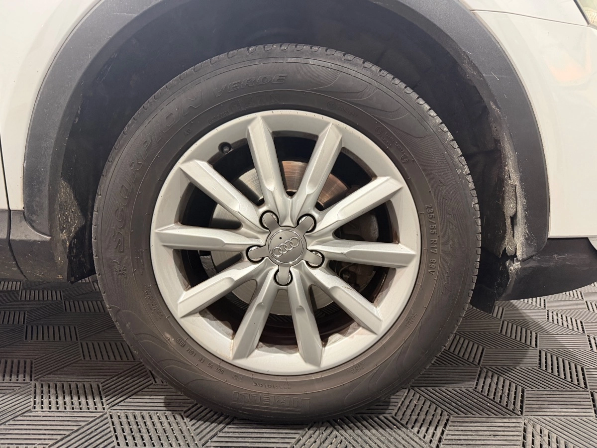 Audi Q3 - photo 8