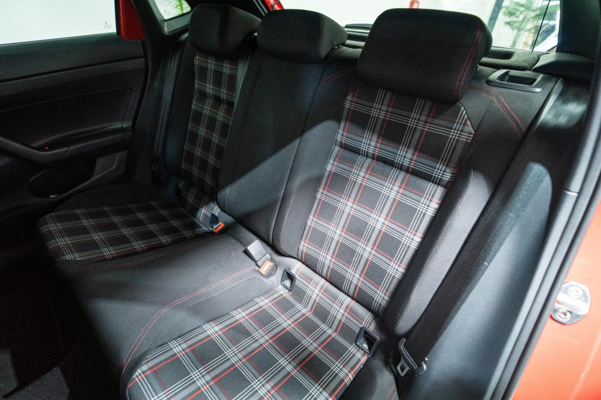Volkswagen Polo - photo 21