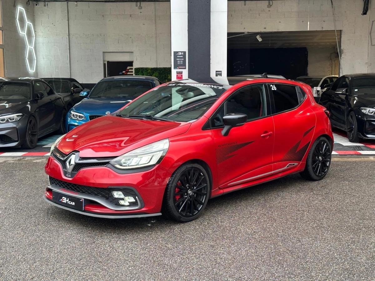 Image: Renault Clio RS TROPHY 1.6L 220cv EDC / AKRAPOVIC / BOSE / RS MONITOR / CAMERA