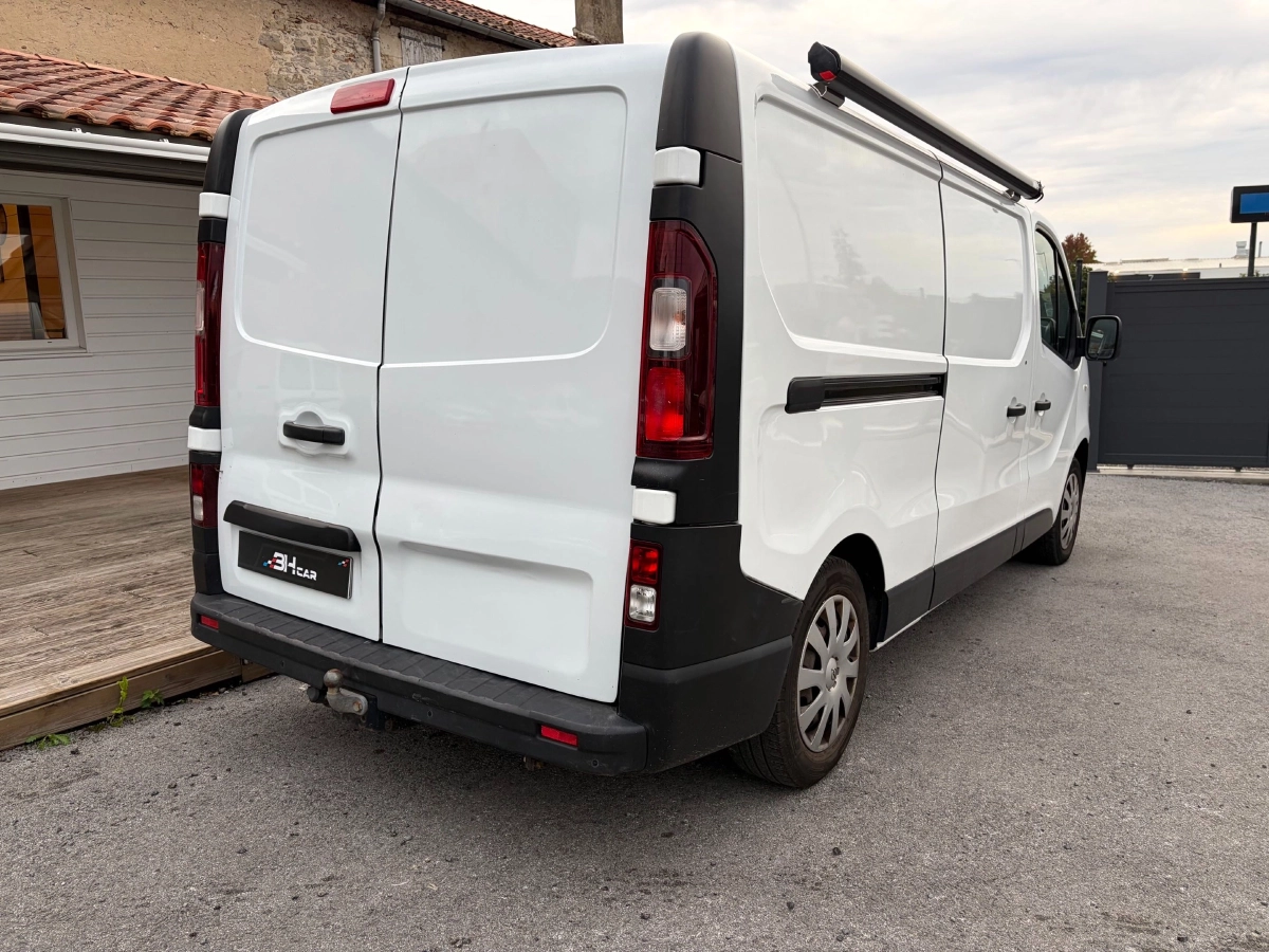 Opel Vivaro Vu - photo 4