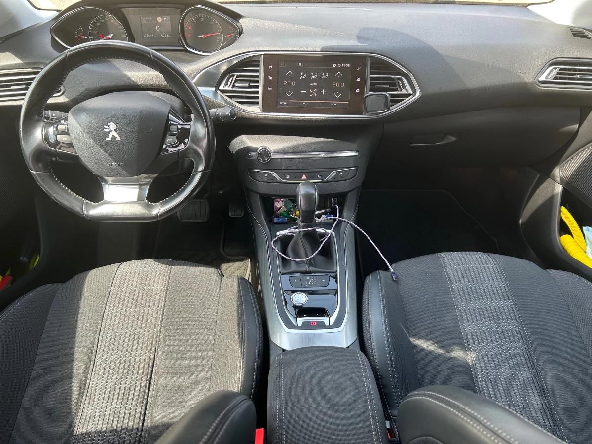 Peugeot 308 GENERATION-II 1.6 BLUEHDI 120 ALLURE