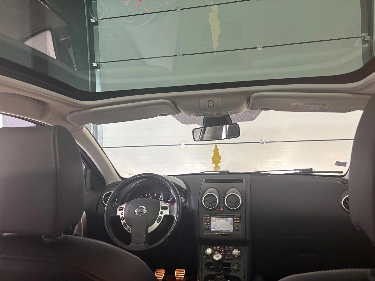 Nissan Qashqai - photo 18