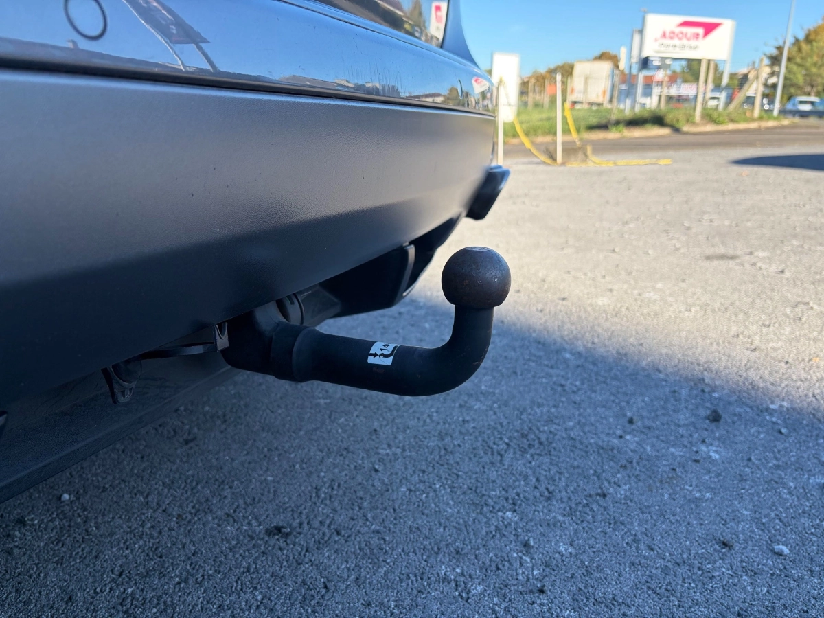 Porsche Cayenne - photo 25