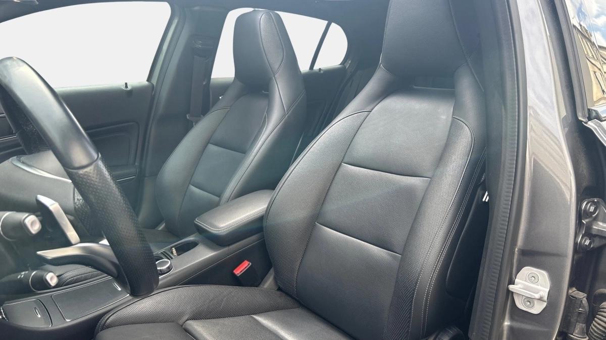 Mercedes GLA