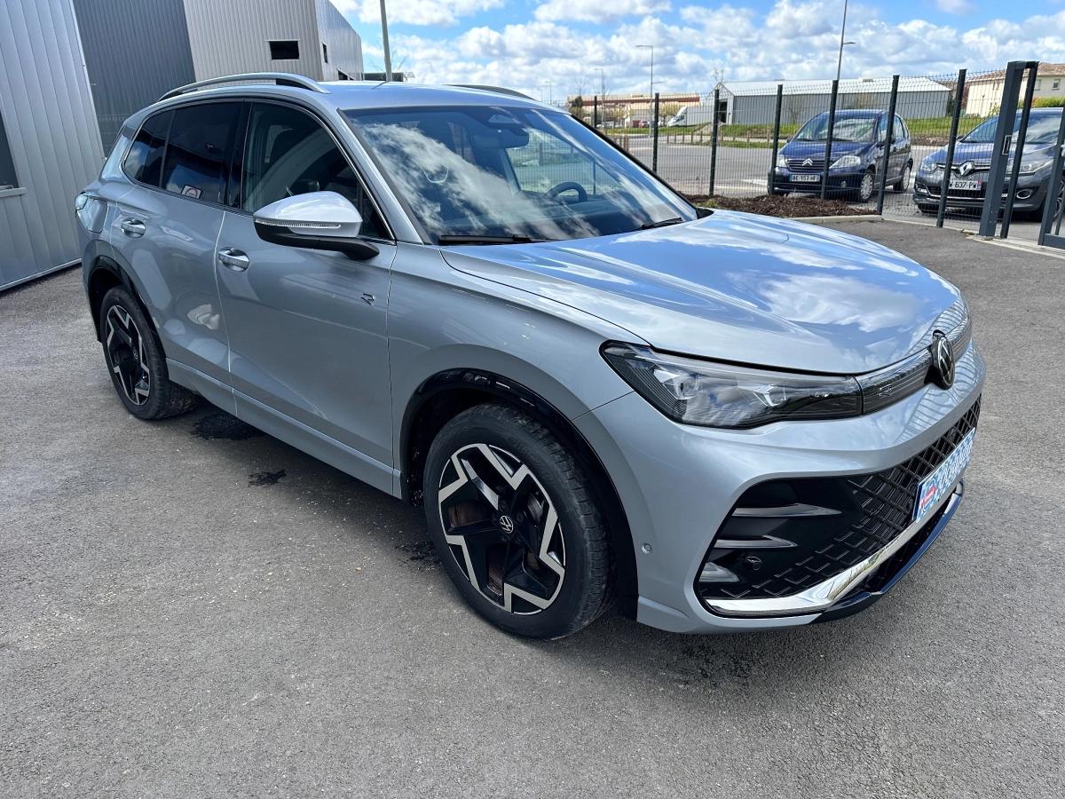 Volkswagen Tiguan 2.0 TDI 150 R-LINE DSG BVA
