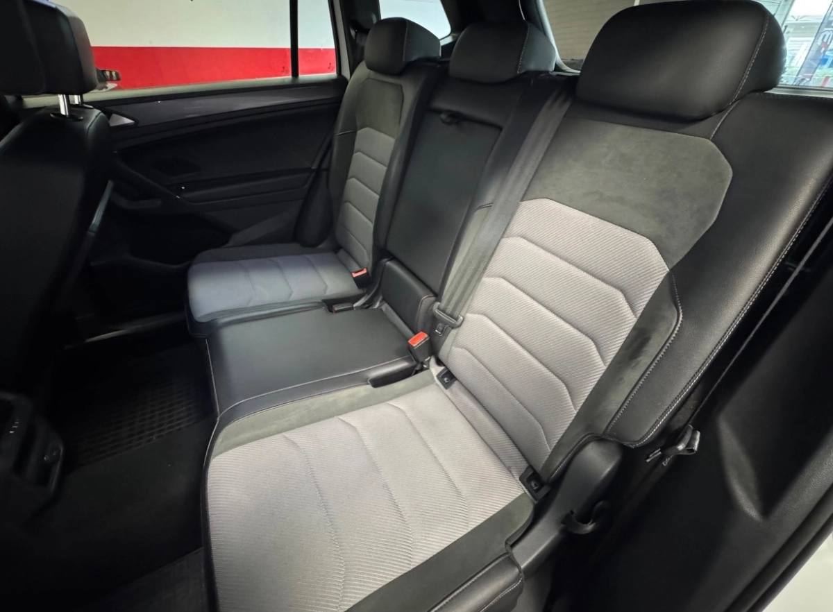 Volkswagen Tiguan - photo 29