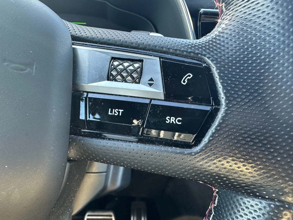 Ds Automobiles Ds 7 Crossback E-tense - photo 17