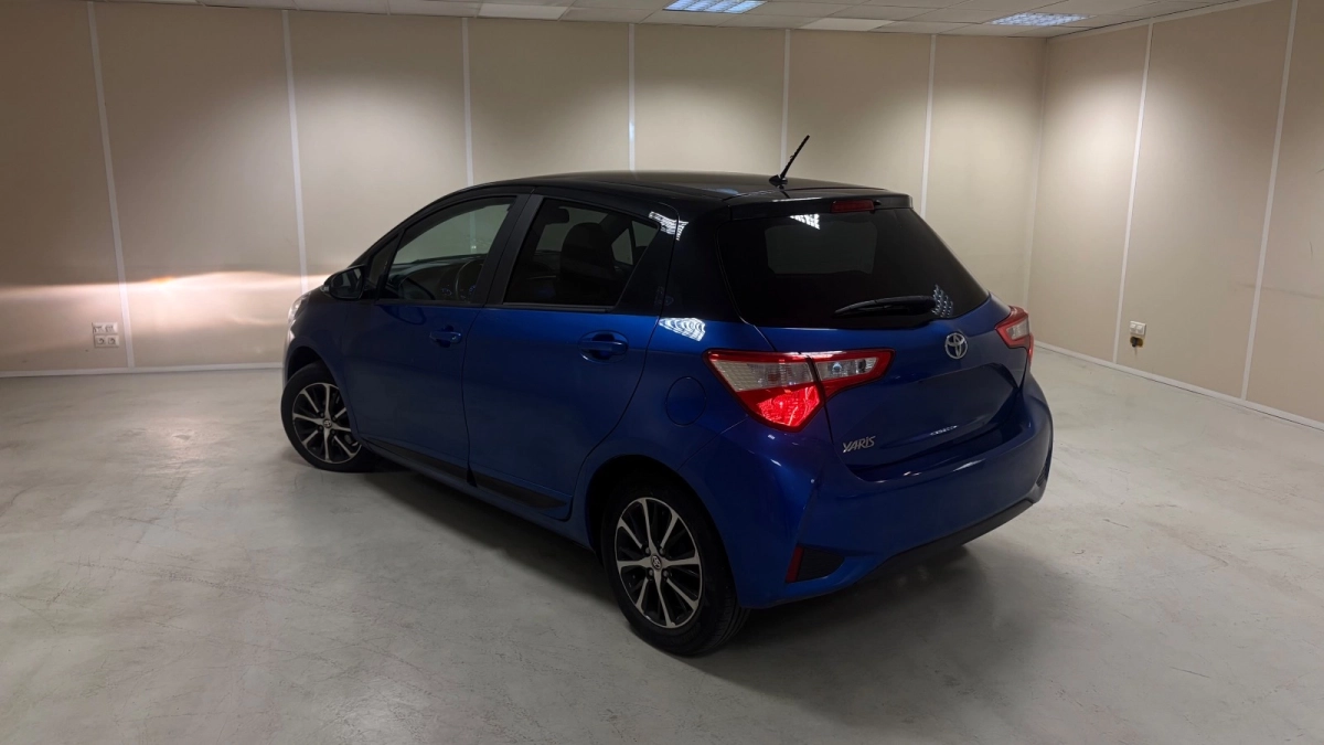 Toyota Yaris - photo 6