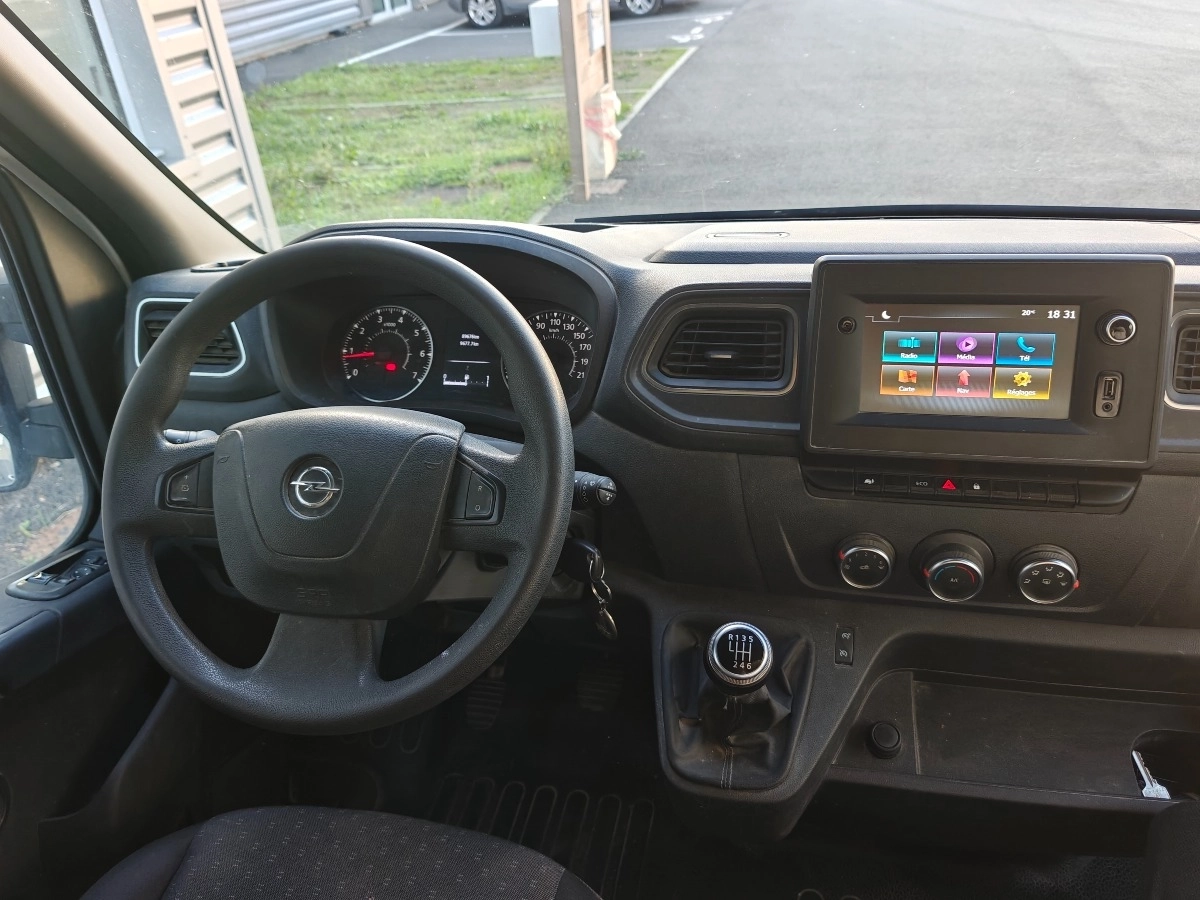 Opel Movano Vu - photo 9