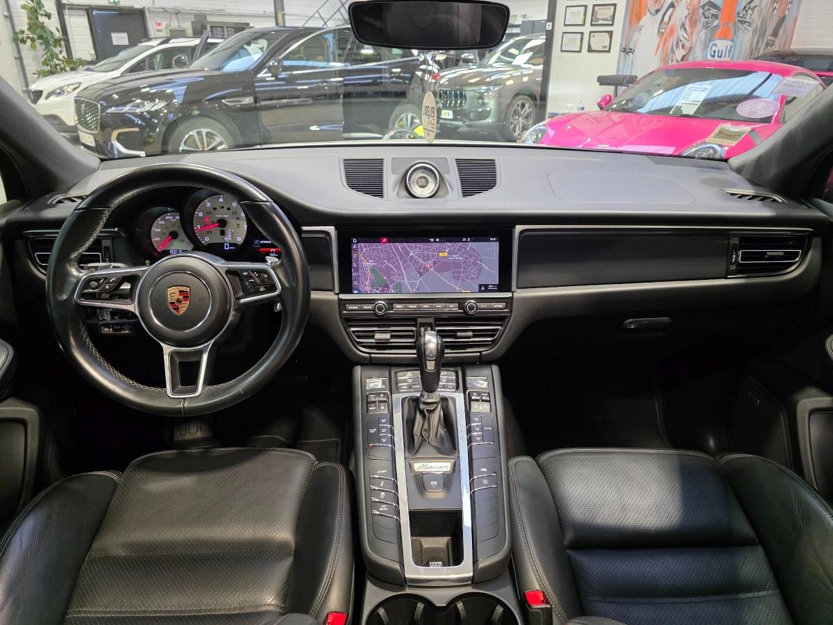 PORSCHE MACAN 2.0 245 TOIT PANO / CHRONO / BOSE