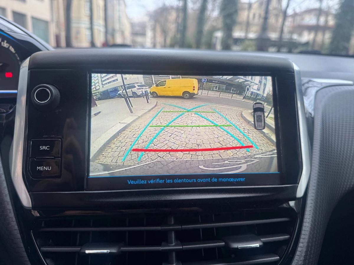 Peugeot 2008 GENERATION-I 1.2 PURETECH 110 ALLURE START-STOP