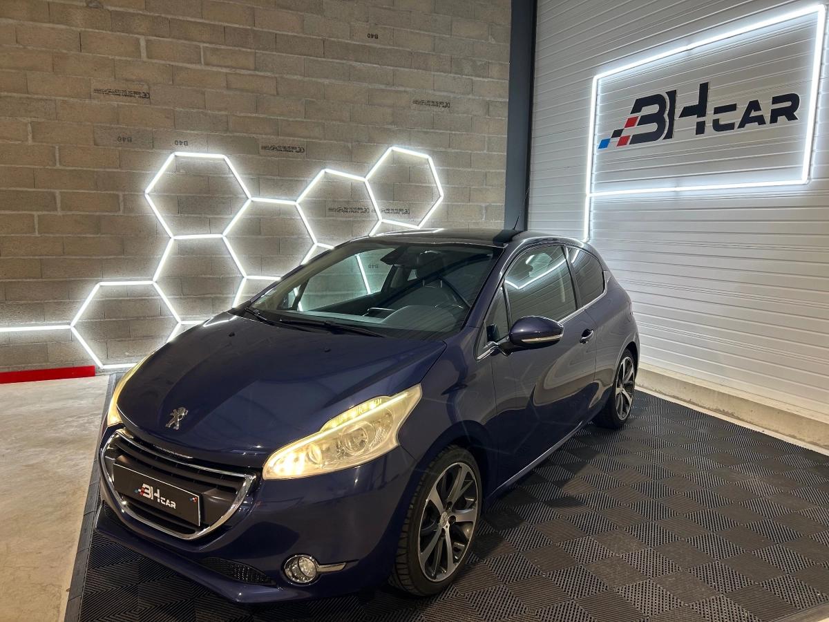 Image: Peugeot 208 GENERATION-I 1.6 E-HDI 115 FELINE