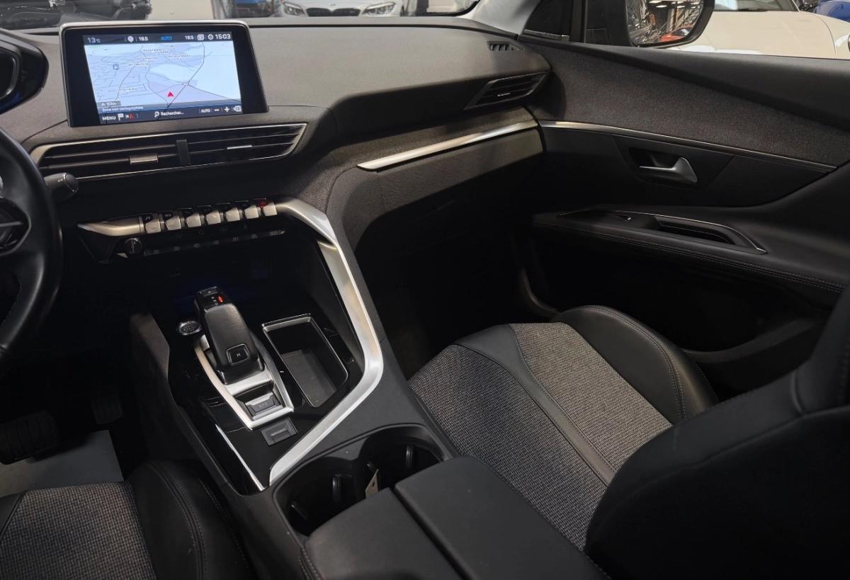 PEUGEOT 3008 (II) 1.2  EAT8 S&S 130CH - 1ERE MAIN - ENTRETIENS CONSTRUCTEUR