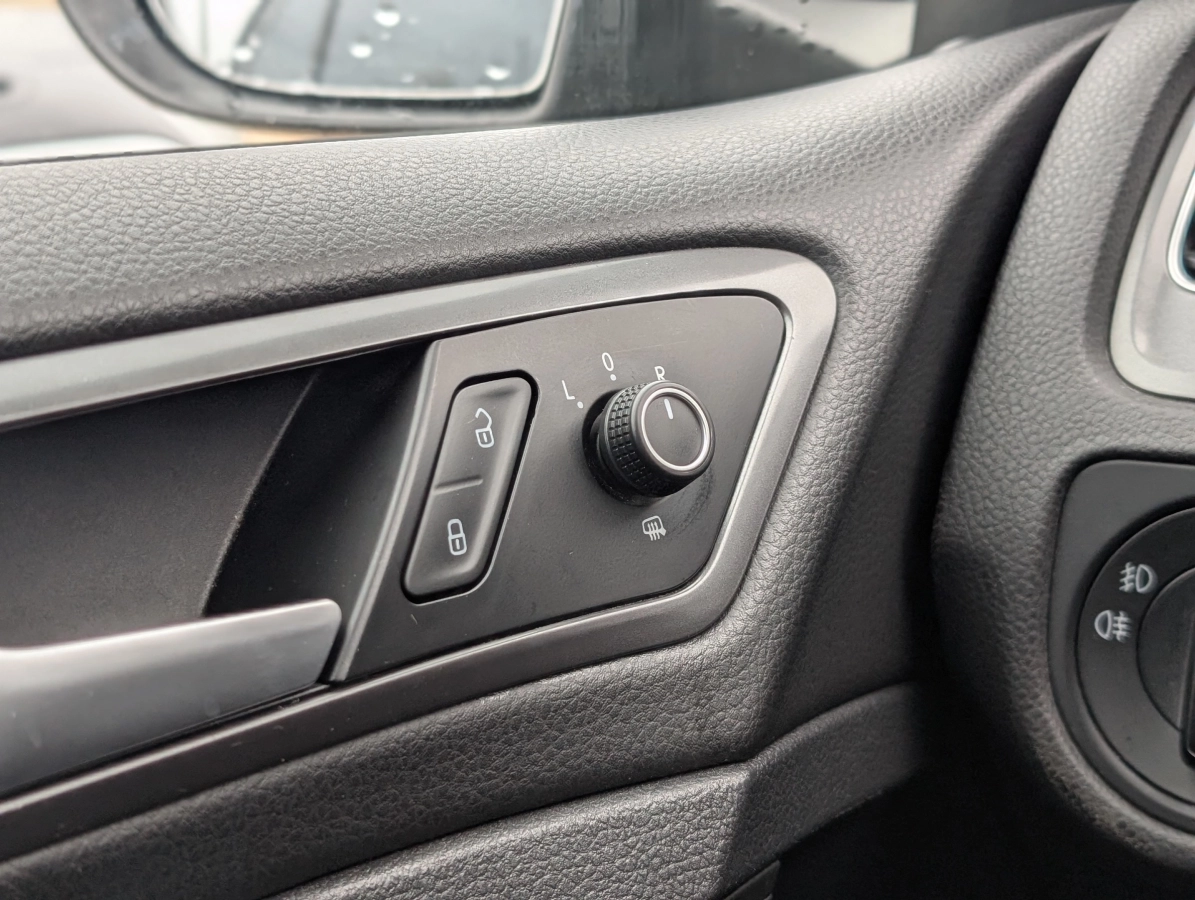 Volkswagen Golf - photo 15
