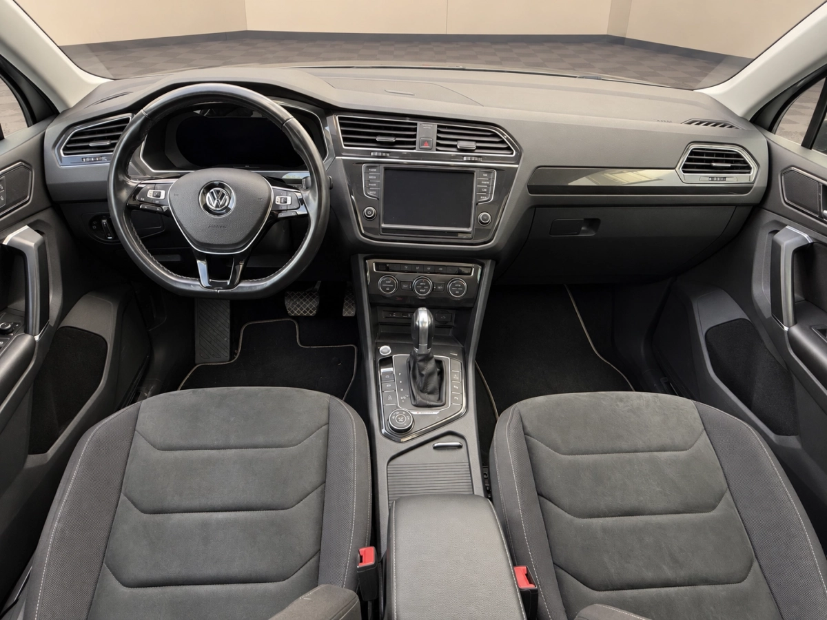 Volkswagen Tiguan - photo 9