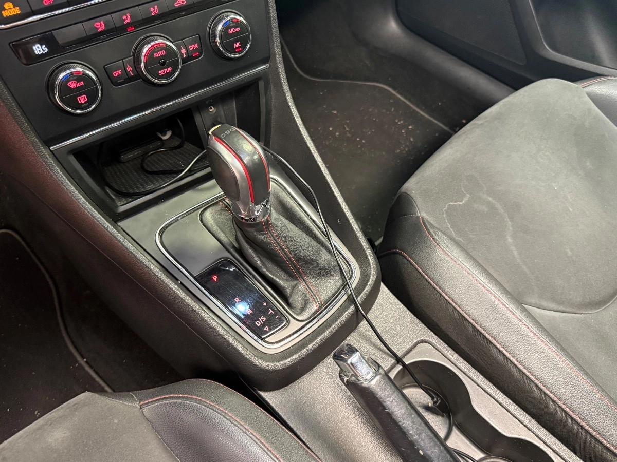 Seat Leon - photo 18