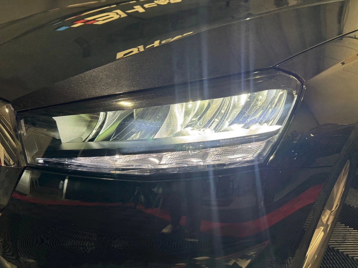 Skoda Fabia - photo 16