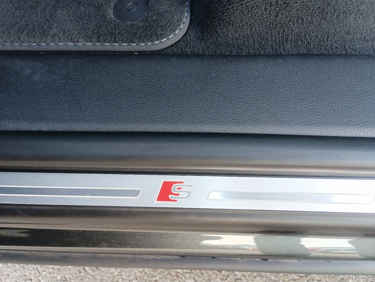 Audi Q8 - photo 37