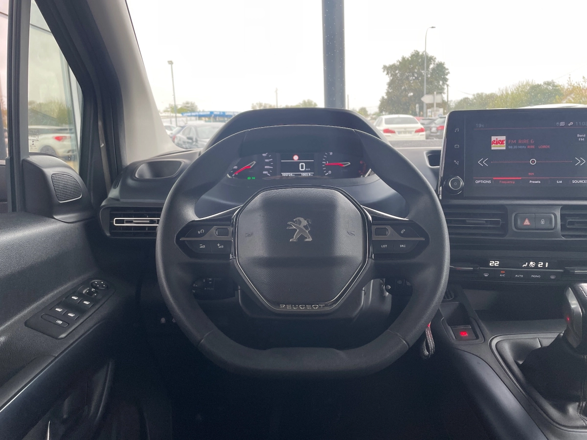 Peugeot Rifter - photo 18