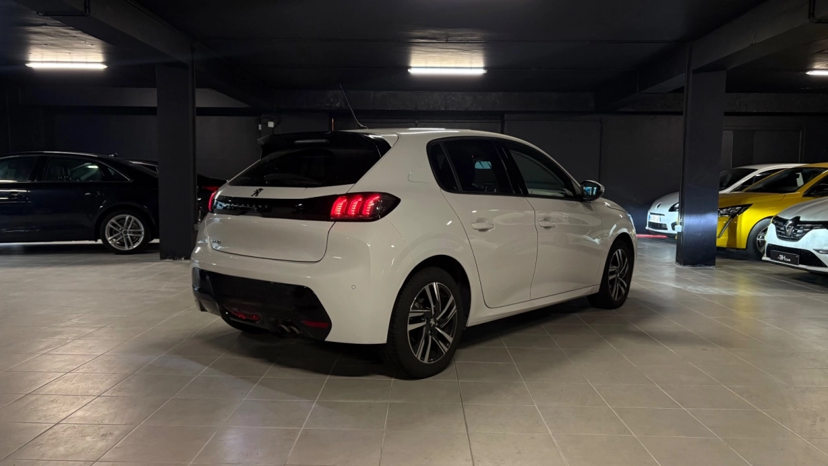 Peugeot 208 - photo 6