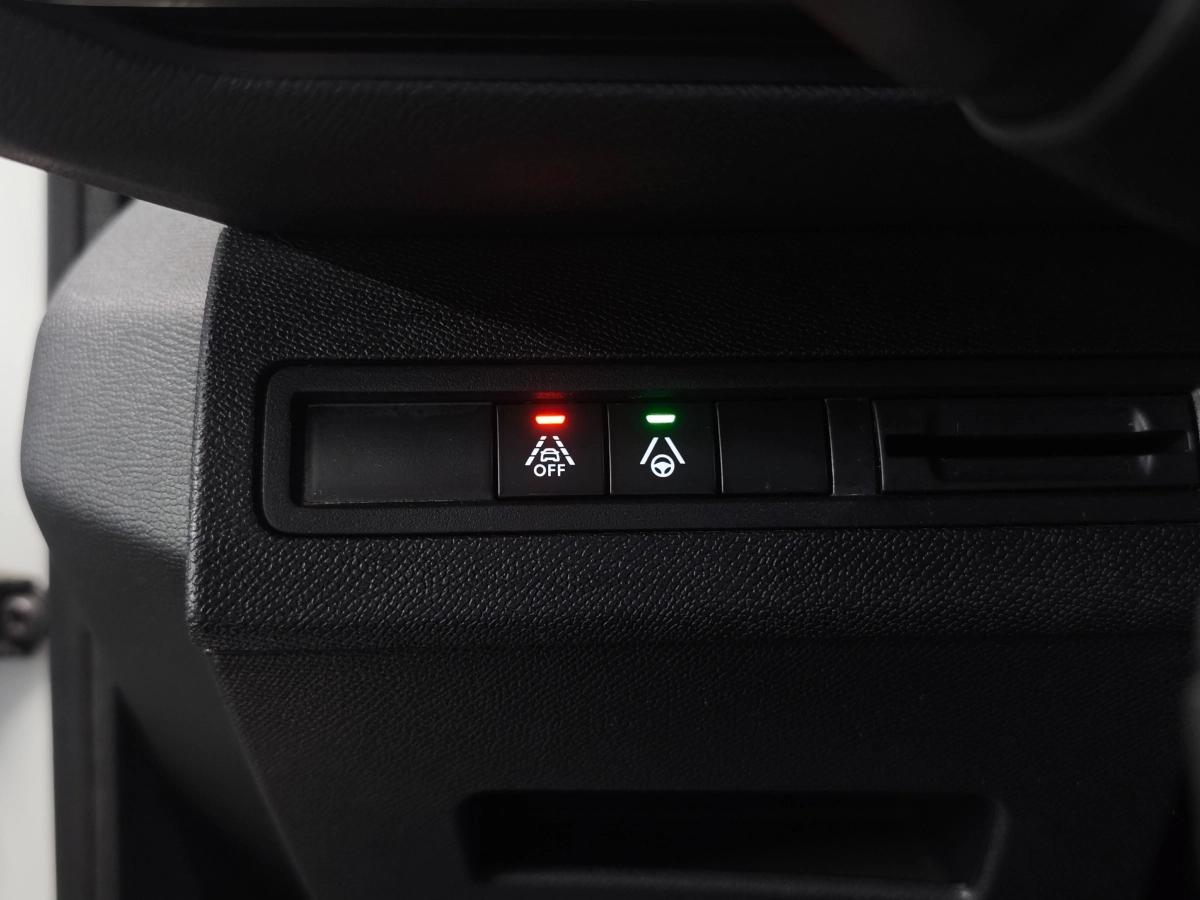 Peugeot 3008 - photo 24