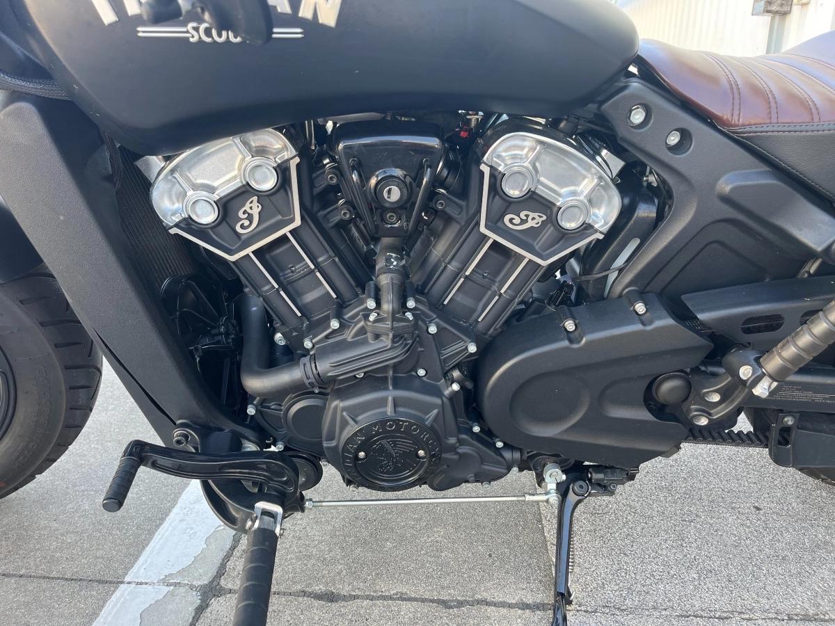 INDIAN MOTORCYCLE SCOUT BOBBER SCOUT BOBBER