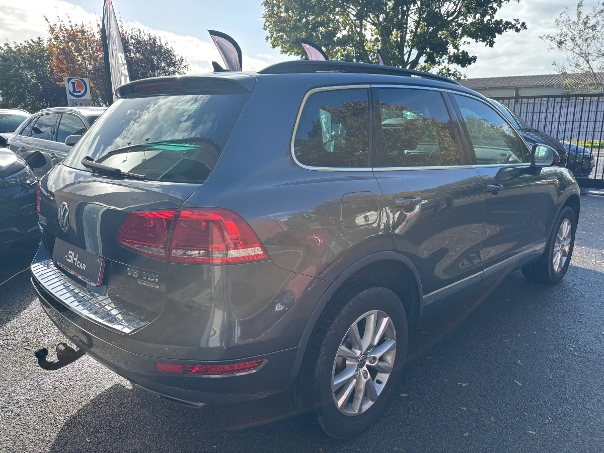 Volkswagen Touareg - photo 4
