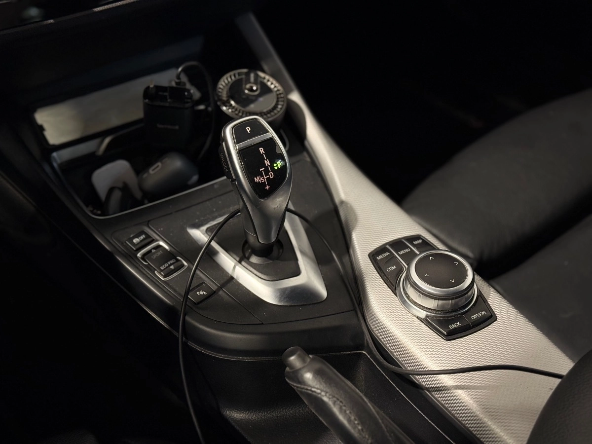 Bmw Serie 1 - photo 21