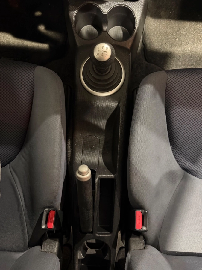 Honda Jazz - photo 23