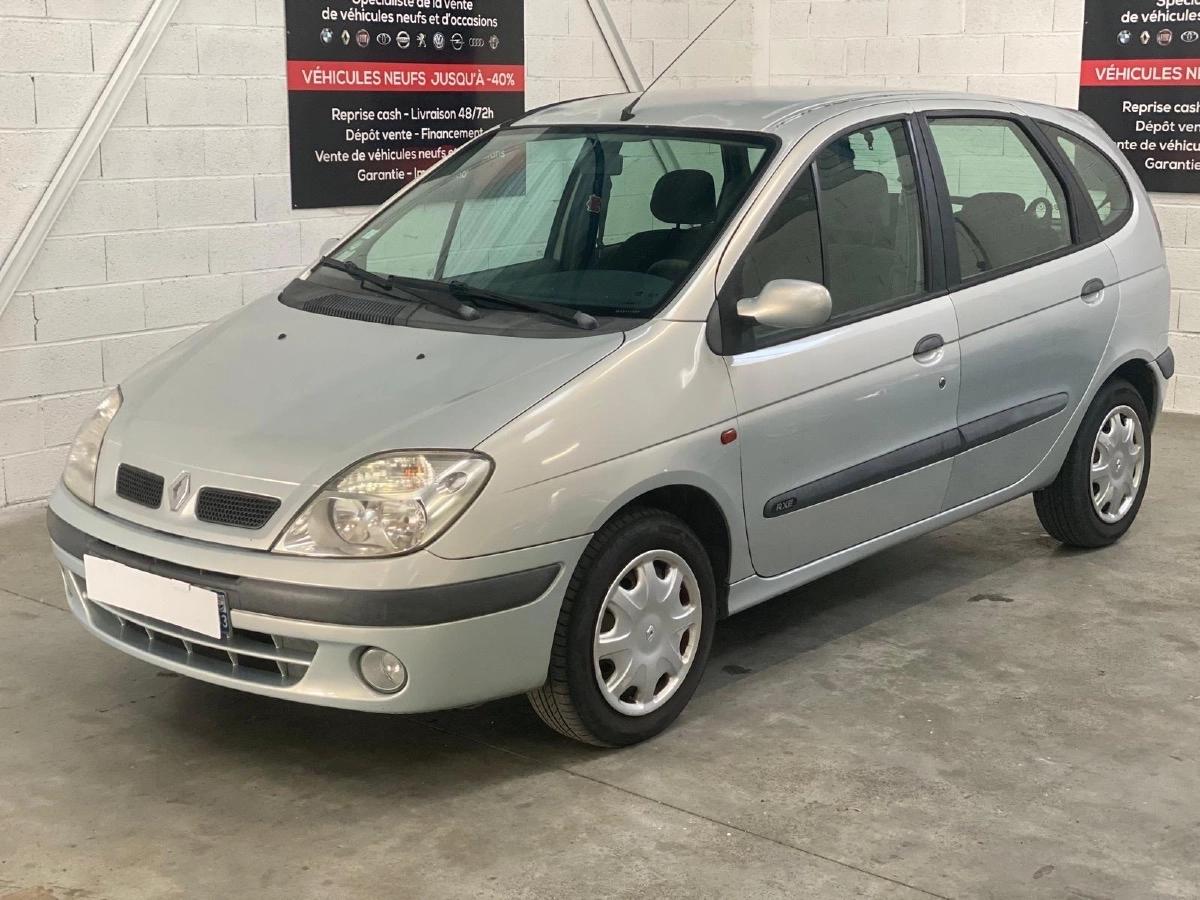 RENAULT Scenic