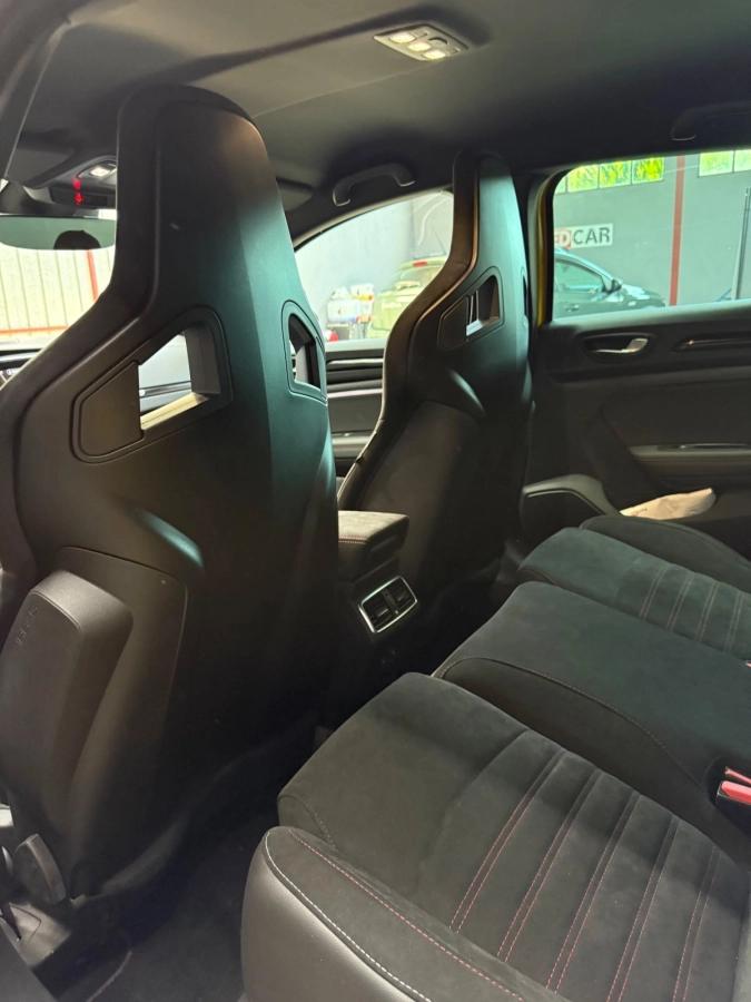 Renault Megane 1.8 300 RS