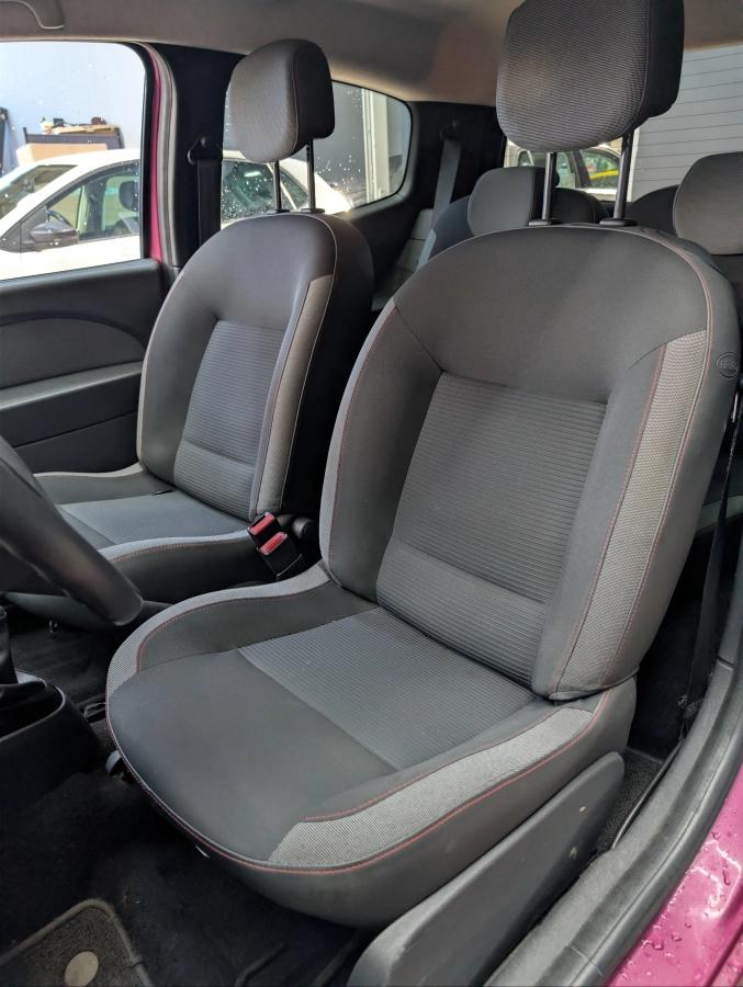 Renault Twingo 1.2 LEV 75 PURPLE