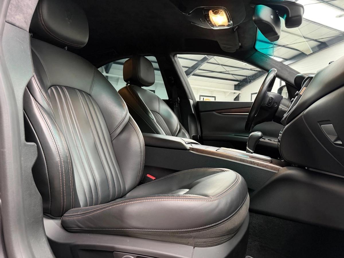 Maserati Ghibli 3.0 DIESEL 275 BVA