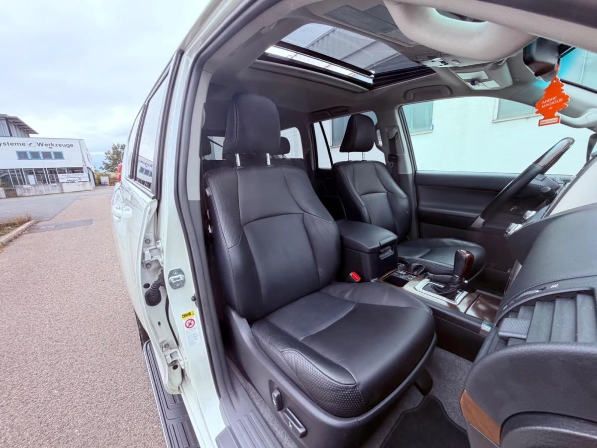 Toyota Land Cruiser 3.0 D4D 190 60EME ANNIVERSARY 4X4 BVA