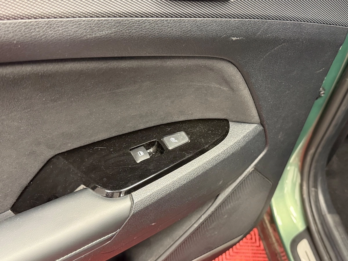 Kia Sportage - photo 22