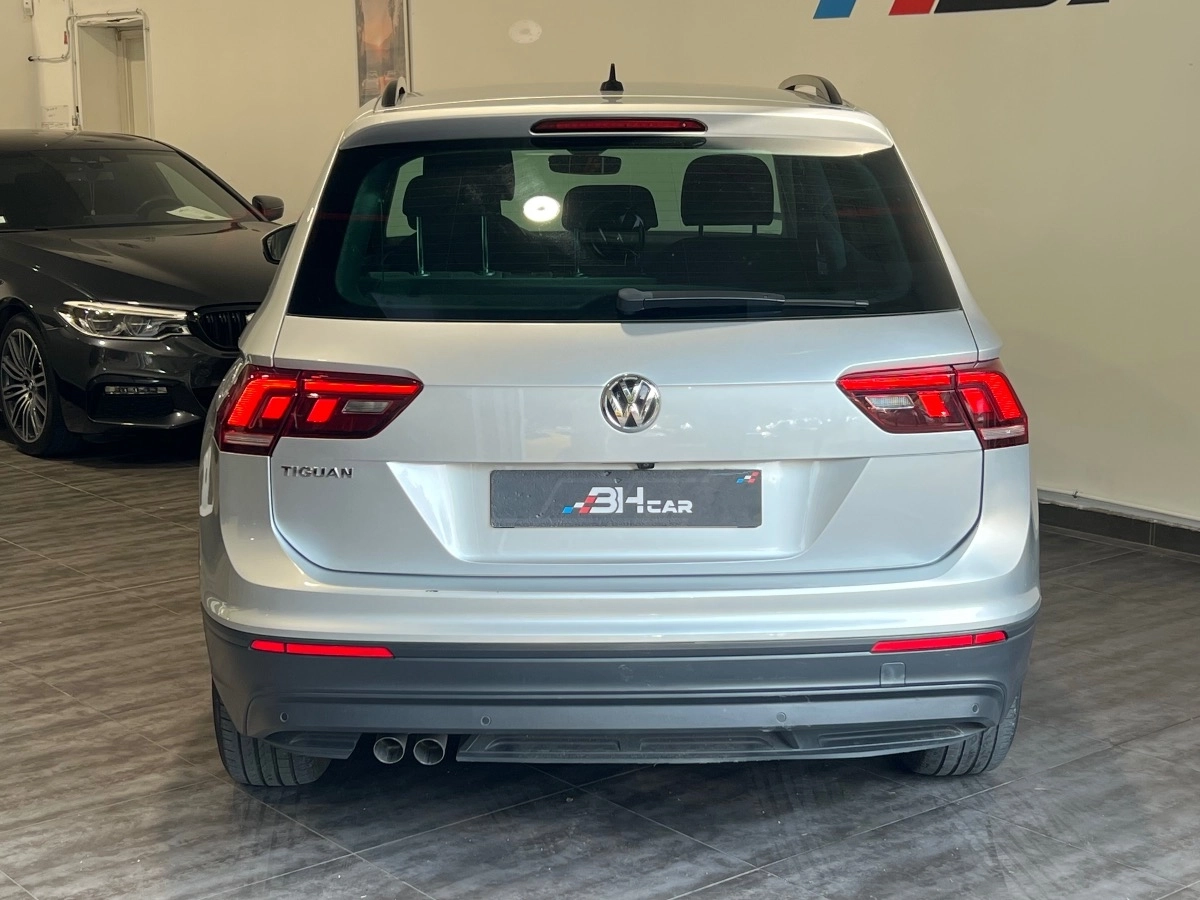 Volkswagen Tiguan - photo 8