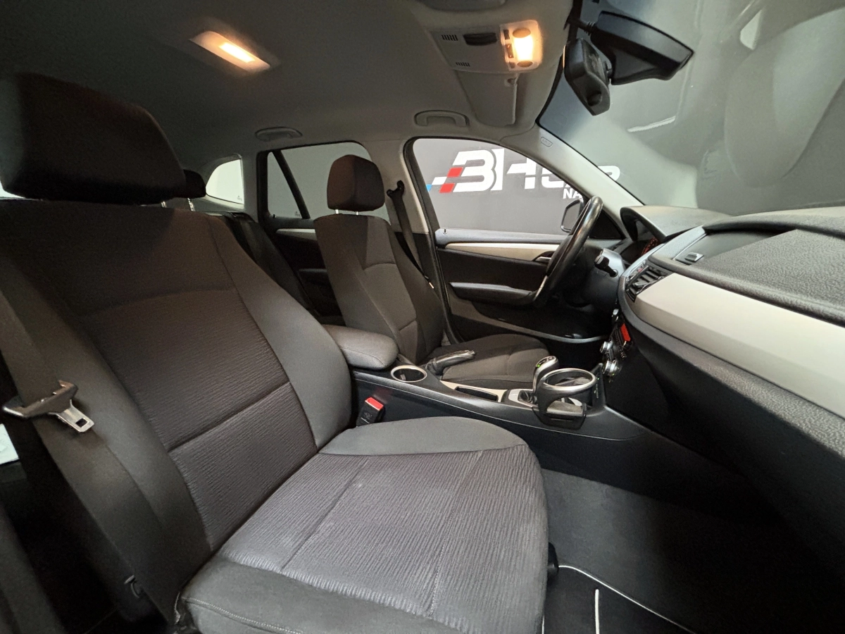 Bmw X1 - photo 10