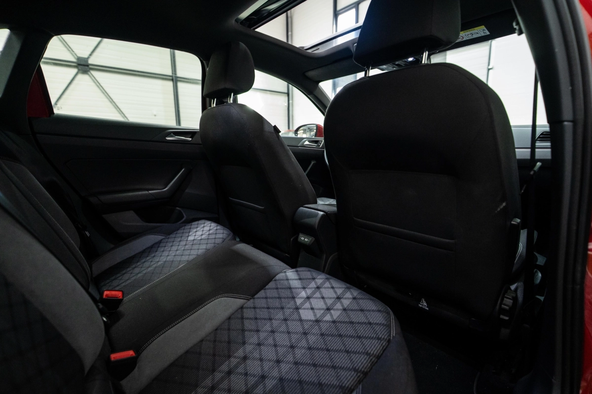Volkswagen Taigo - photo 18