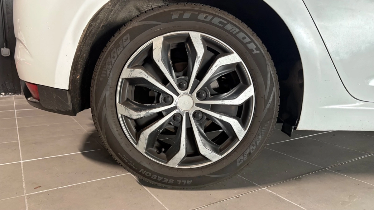Renault Megane - photo 13