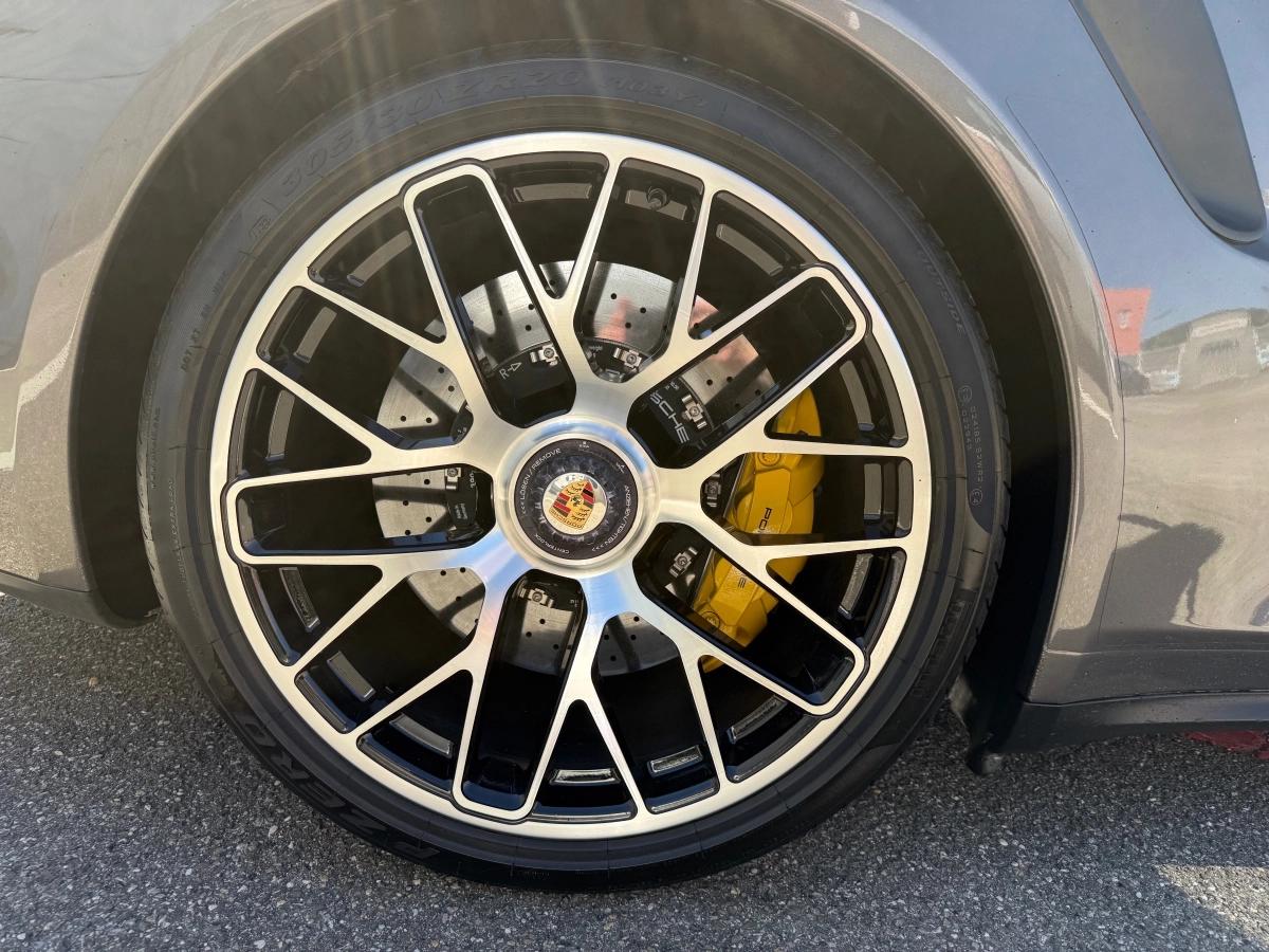 Porsche 911 COUPE 3.8 TURBO 560 S PDK BVA