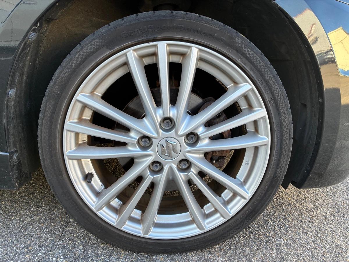 Suzuki Swift 1.6 VVT 135 SPORT