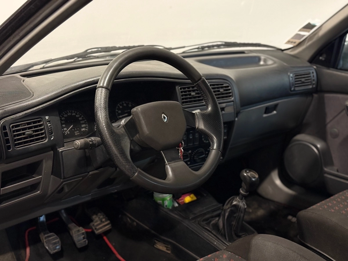 RENAULT R19 - photo 14