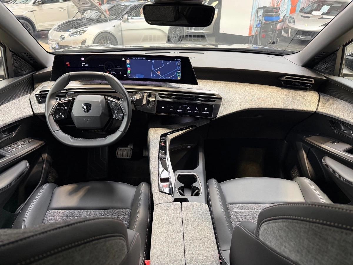 PEUGEOT 5008 GENERATION-III 1.2 135 MHEV HYBRID E-DSC6 - FINITION ALLURE - 1ERE MAIN - TVA RECUPERABLE