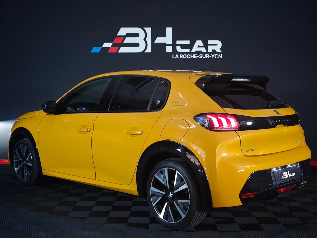 Peugeot 208 - photo 4