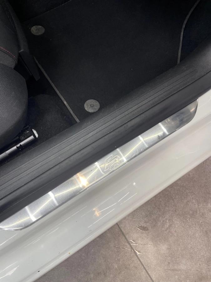 Seat Leon ST 2.0 TDI 150 FR DSG BVA