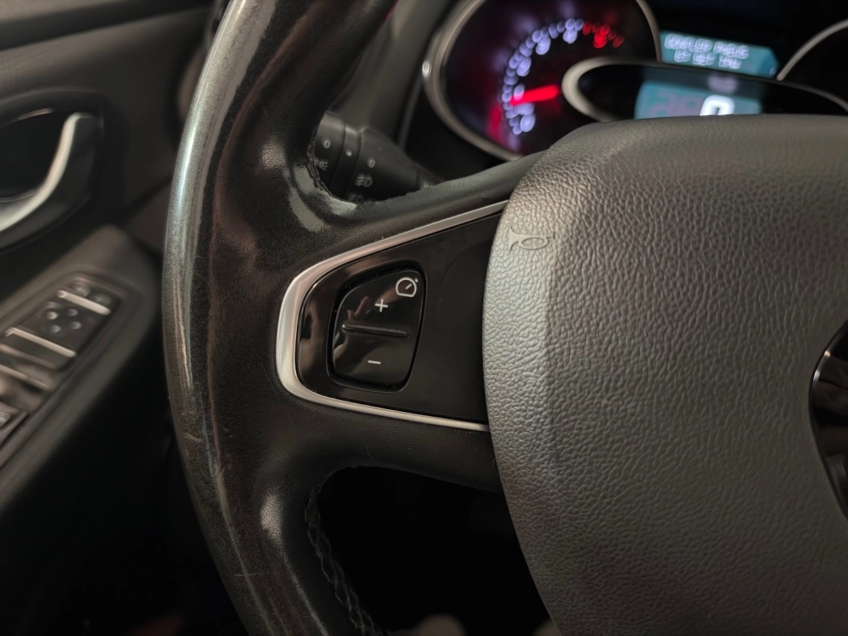 Renault Clio - photo 10