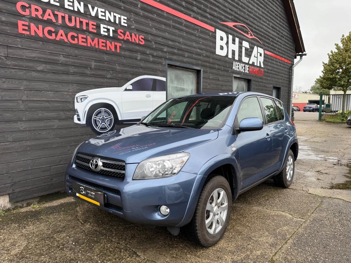 Image: Toyota Rav-4 2.2D 4X4 177cv