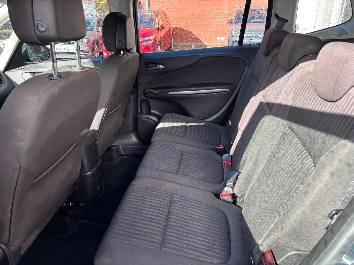 Opel Zafira - photo 12