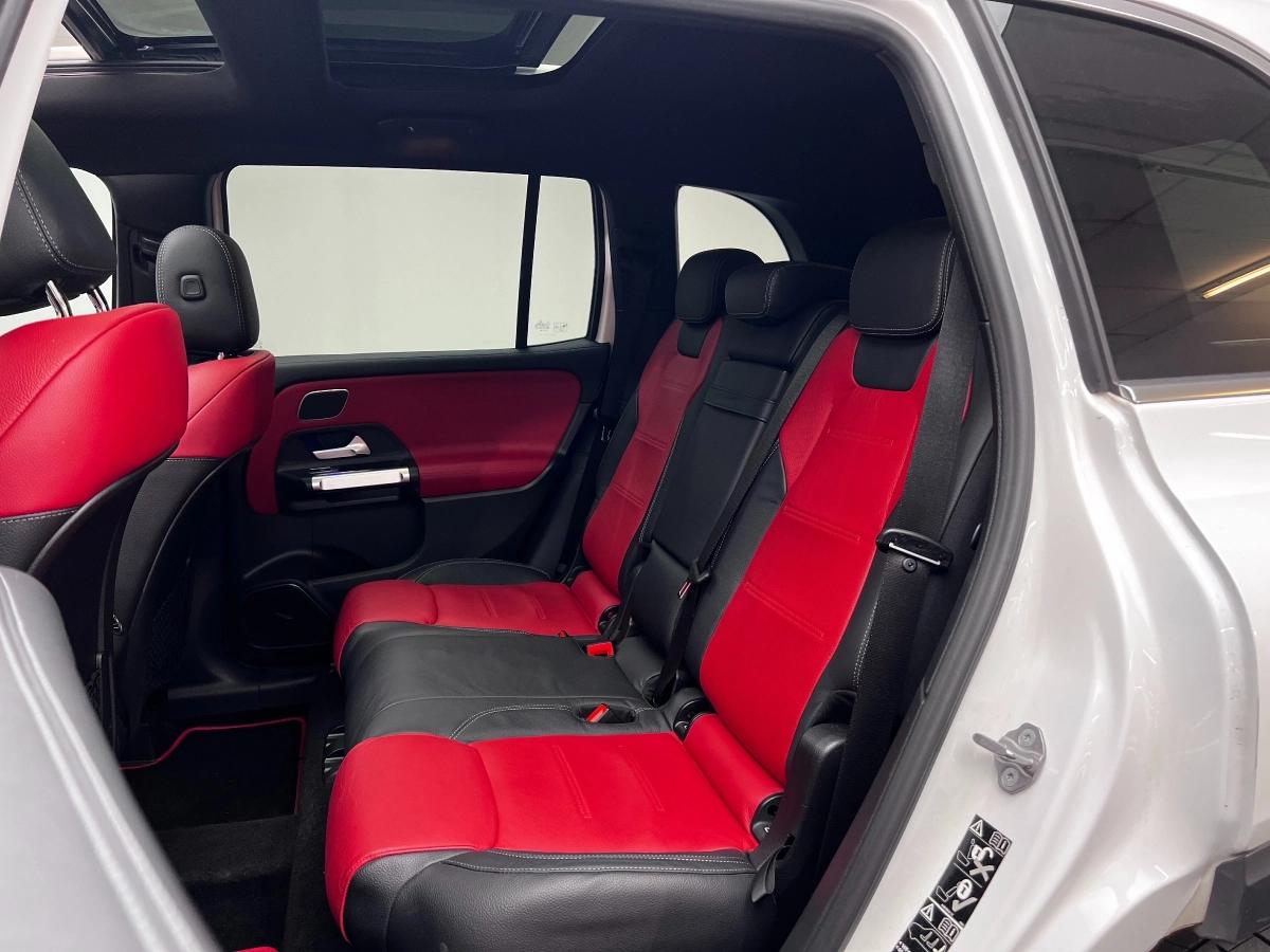 Mercedes GLB